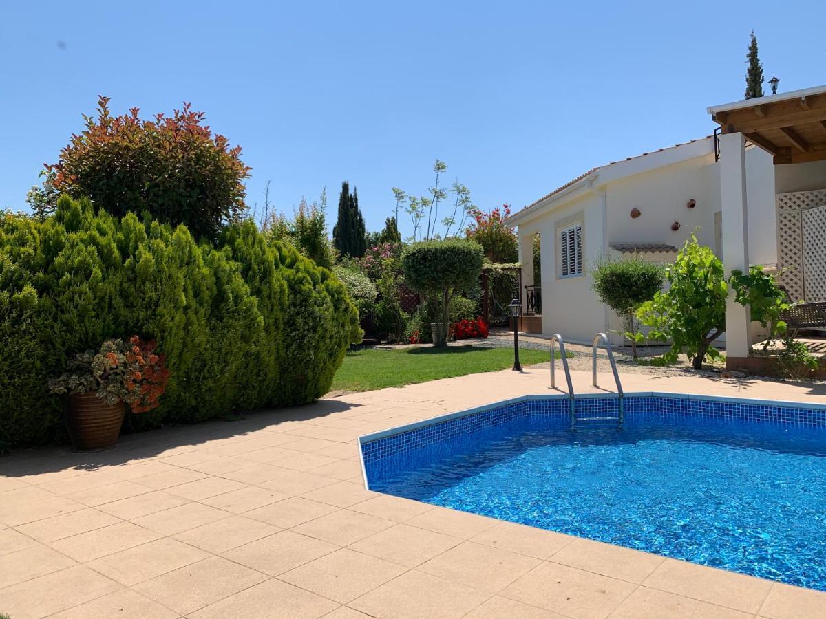 Beach Villa Sofia Нео-Хорио Экстерьер фото