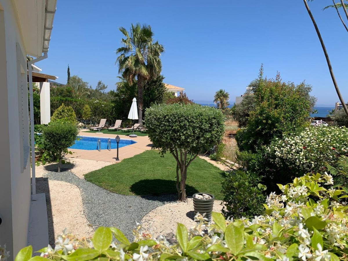 Beach Villa Sofia Нео-Хорио Экстерьер фото