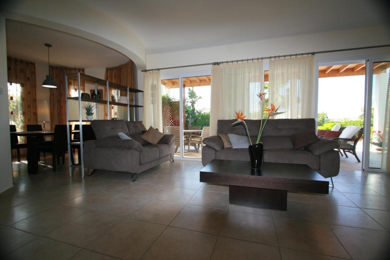 Beach Villa Sofia Нео-Хорио Экстерьер фото